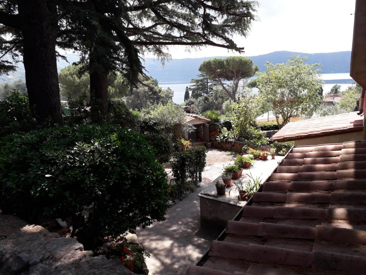 Bed&Breakfast "Fiorella" Sul Lago Кастель-Гандольфо Экстерьер фото